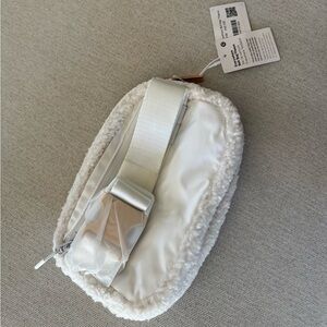 Lululemon belt bag
